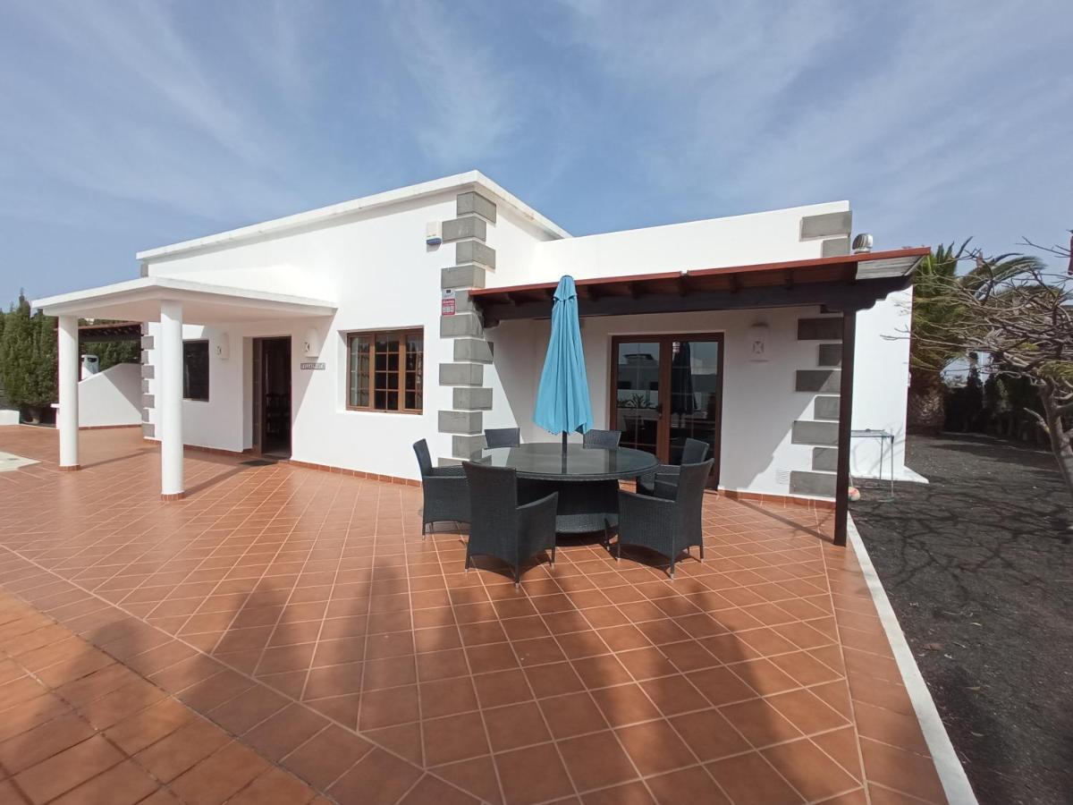 Villa Marta Playa Blanca  Exterior photo